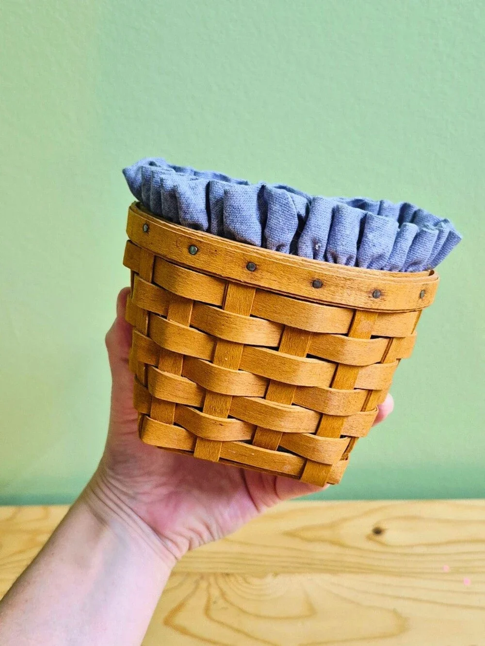 Vintage 2000 Longaberger Oregano Booking Basket with Blue Ruffled Fabric Liner
